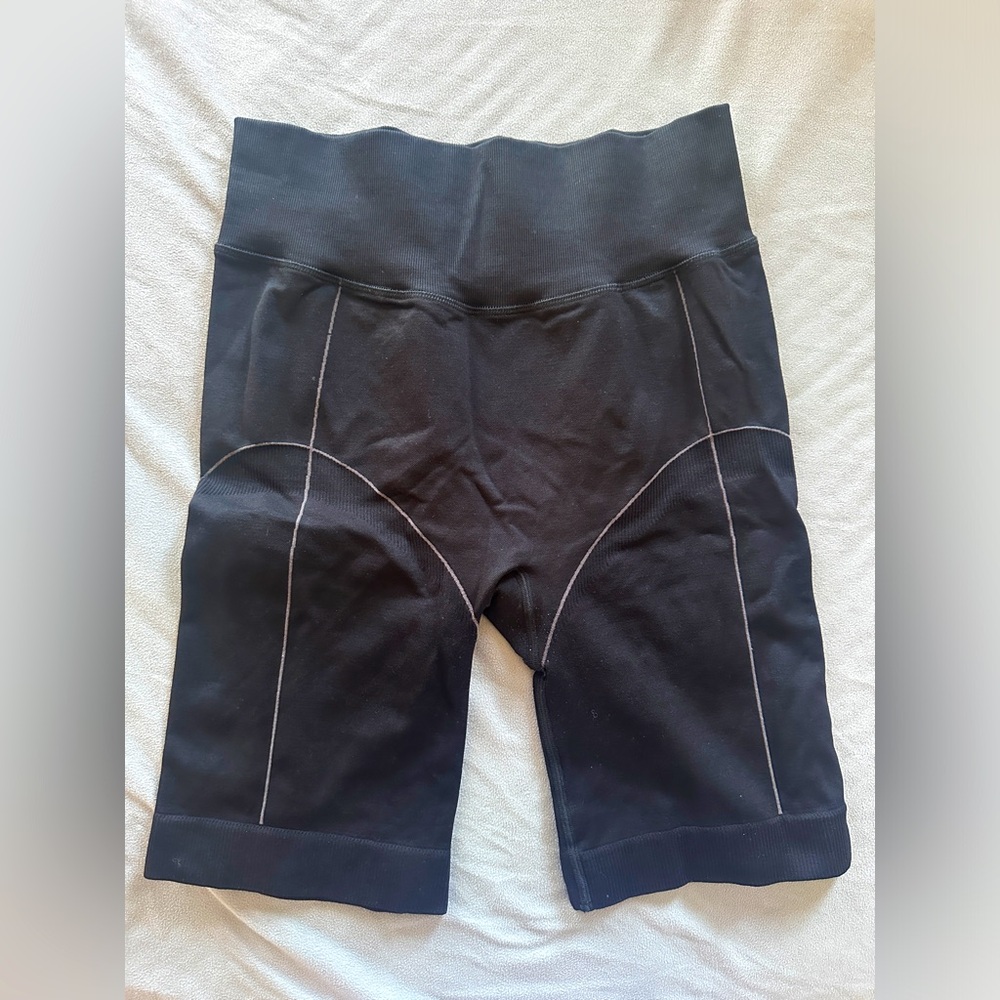 TNA back bay ribbed shorts